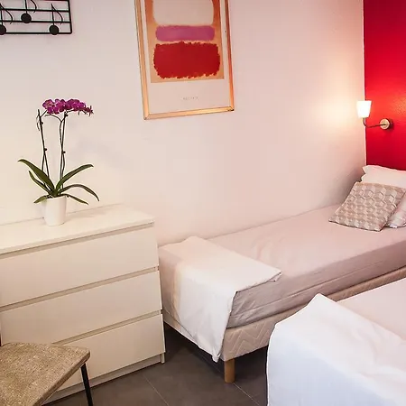 Schiller, 2 Côté Jardin - Quartier Orangerie Appartement *