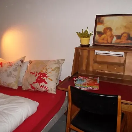 Schiller, 2 Côté Jardin - Quartier Orangerie Appartement *