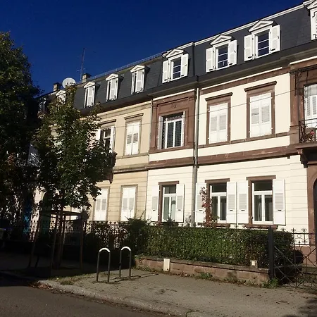 Schiller, 2 Côté Jardin - Quartier Orangerie Appartement *